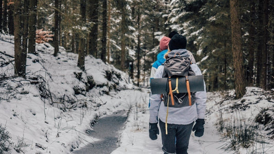 Why Heated Gloves Are a Game-Changer for Winter Hikes - Arcfomor®